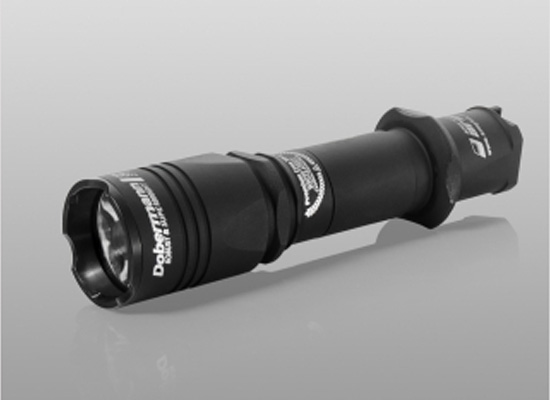 Фонарь Armytek Dobermann XP-E2 Red
