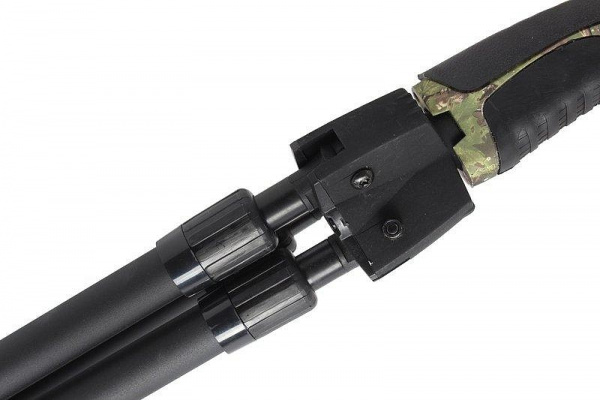 Опора для ружья Remington Gen2 телескопическая Tripod 900 -1650 мм с рукояткой